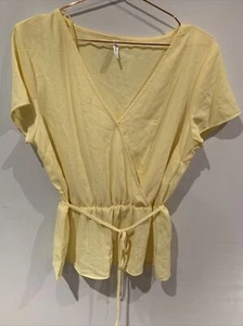 &Me V Necked Top - Yellow - 12 - Snap At Front Closure - Elastic Waist - Picture 1 of 8