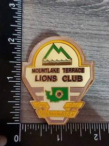 Pin Mountlake Terrace Lions Club - Estado de Washington 1955-1989 F8 - Imagen 1 de 2