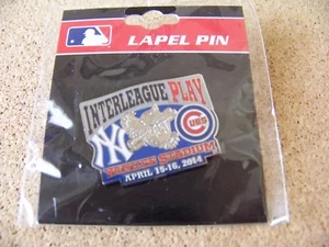 2014 NY New York Yankees v Chicago Cubs Interleague lapel pin MLB Yankee Stadium - Picture 1 of 3