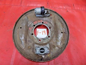 Triumph TR3, TR4, 9" Lt Rear Brake Backing Plate w/ Working Cylinder & Adjustor - Picture 1 of 4
