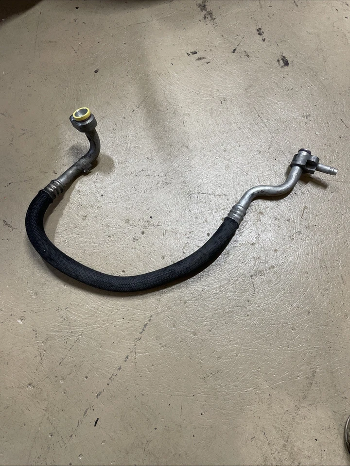 Tubo de linha de mangueira de descarga de ar condicionado 2012-2015 Mercedes-Benz GL450 A/C fabricante de equipamento original - Imagem 1 de 4