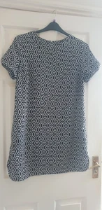Geometrisches Pfauen Minikleid Größe 14 - Bild 1 von 6