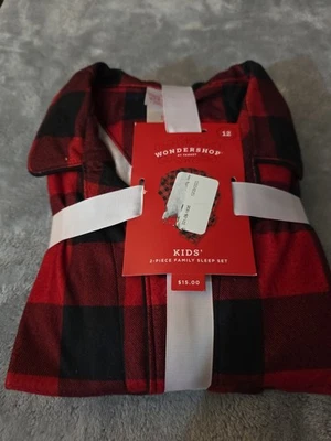 Kids Pajamas Red & Black Buffalo Check Flannel Pajamas Set Size 5 Kids (01) - Image 1 of 2