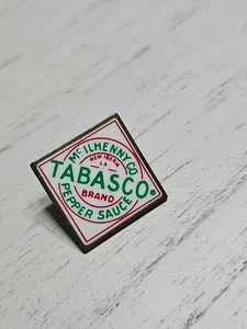 Spilla da bavero per salsa Tabasco - logo rosso verde salsa piccante vintage pepe - Foto 1 di 4