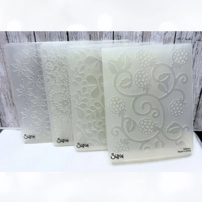 Sizzix BERRIES Ramo Pavone Texture Cartelle in rilievo Set di 4 - Immagine 1 di 3