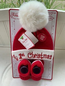 *IL MIO PRIMO NATALE* SET CAPPELLO E STIVALETTI NUOVO - Foto 1 di 1