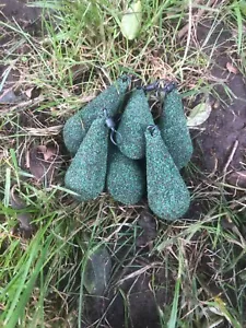 30 x 2oz textured weedy green dumpy distance lead weights, big eyed swivel - Picture 1 of 1
