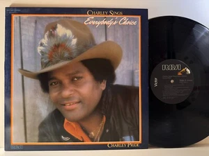 Country LP CHARLEY PRIDE Sings Everybody's Choice RCA 1982 1st Press EX-NM - Picture 1 of 2