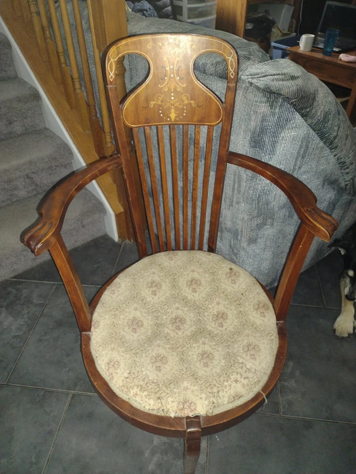 silla antigua incrustación perla hecha a mano años 1800 buen estado Foto 1 de 4