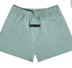 essentials shorts Sycamore large men’s new with tags - Picture 1 of 2