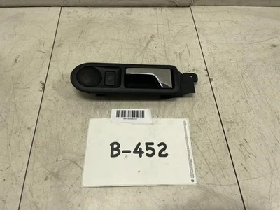 2004 VOLKSWAGEN PASSAT V6 GLX REAR LEFT DRIVER SIDE INTERIOR DOOR HANDLE OEM+ - Image 1 of 4