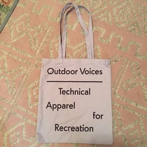 Outdoor Voices Tote Bag Technical Apparel For Recreation AUSTIN Lavender - Picture 1 of 2