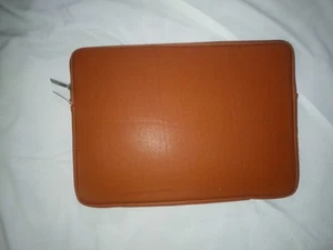 Sillín con funda de cuero marrón para portátil (nuevo) - Imagen 1 de 2