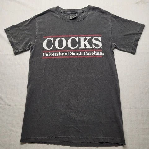 University Of South Carolina Gamecocks T Shirt Mens Small Slim Fit Crew Neck Cover