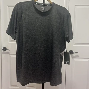 Kenneth Cole Men Tech Raglan Active T shirt M Black/gray Reflective 0068 - Picture 1 of 4
