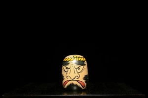 Japanese Wooden Doll Vintage Ornament DARUMA Antique Sculpture/H 2.8"/KIB95/80 - Picture 1 of 8