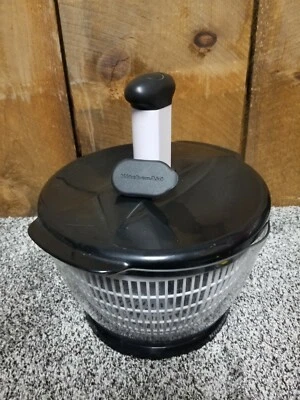 KitchenAid NEGRO Grande Ensalada y Fruta Spinner 3 Divisores Spin Serve Store Foto 1 de 4