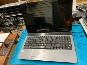 Acer Aspire 5732 - Picture 1 of 3