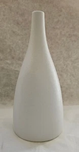 NEW Likon Abstract Vase Art Ceramic Decoration Home Decor Triangular White - Picture 1 of 9