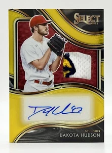 2021 Select Signature Materials Gold Dakota Hudson Logo Patch Auto 3/10 - Picture 1 of 2