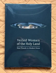 Verschleierte Frauen des Heiligen Landes - Jerusalem Israel Museum 2019 Eng. WERKSEITIG VERSIEGELT - Bild 1 von 4
