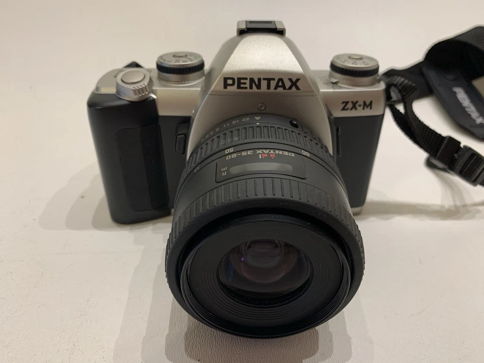Pentax ZX-M 35mm Film WORKING Camera SMC Pentax-A 35-80mm Lens Neck Strap - Image 1 of 4
