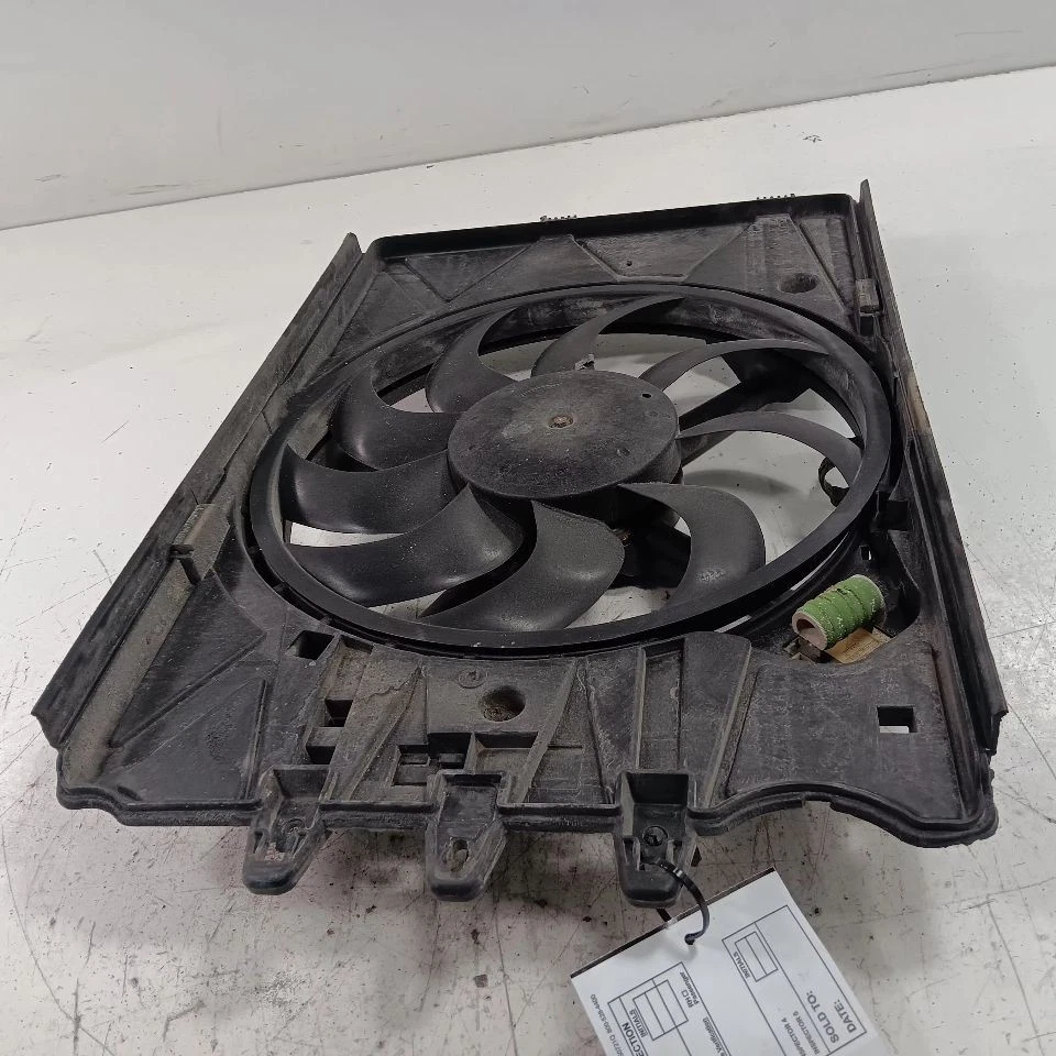Radiator Cooling Fan Motor Fan 4 Door L Model Fits 18-19 FIAT 500 1.4 - Image 1 of 4