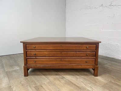 Mesa de centro cuadrada Bob Timberlake Lexington de cereza maciza Foto 1 de 4