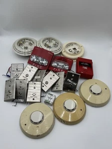 Lote de piezas de alarma contra incendios a granel (Simplex, Siemens EST) - Imagen 1 de 6