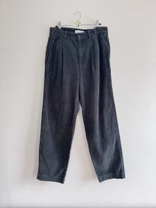 Pantalones de Pana Plisados Kith Carbón Talla M (W32) Invierno 24 Pantalones Calce Relajado - Imagen 1 de 8