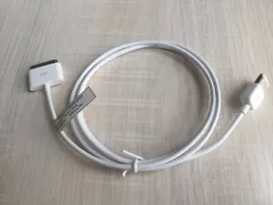 APPLE DOCK CONNECTOR TO FIREWIRE CABLE FOR IPOD WHITE M9127G/A - Picture 1 of 1