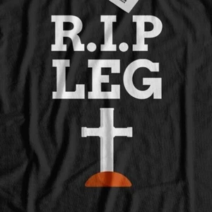T-Shirt R.I.P Beinamputiert lustig gebrochene Beine Geschenke Chirurgie Operation T-Shirt  - Bild 1 von 9
