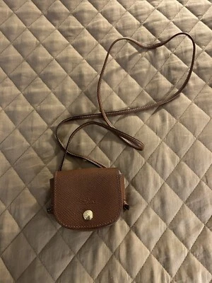 Carteira/bolsa tiracolo de couro Longchamp, nova com etiquetas, valor $225 - Imagem 1 de 4