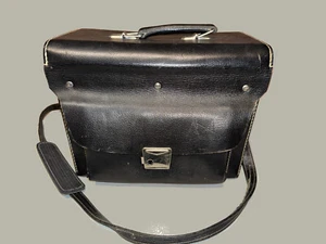 Vintage Hasselblad Brown Leather Case - shows mild wear but complete - Picture 1 of 5