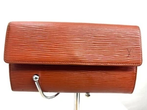 JapanLouis Vuitton Epi Porte Feuille Sarah Leather Long Bifold Wallet Brown(LV70 - Picture 1 of 15