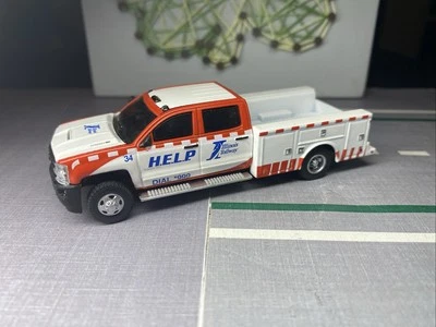 Greenlight 2018 Chevrolet Silverado 3500 HD. Illinois Toll Road H.E.L.P. Rescue - Image 1 of 4