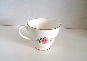 DUQUESA PORCELANA DE HUESO FINO BLANCO ROSA ROSA FLOR TAZA DE TÉ BORDE DORADO ACENTO - Imagen 1 de 4