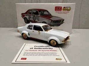 Peter Brock 1:18 Holden LJ Torana Bathurst 50th Anniversary V8 Sports Beast Ace - Bild 1 von 14
