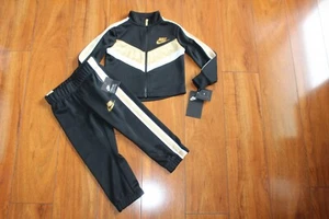 NUEVO CON ETIQUETAS NIKE NIKE TALLA 2T CHAQUETA DE PISTA, PANTALONES CHÁNDAL - Imagen 1 de 3
