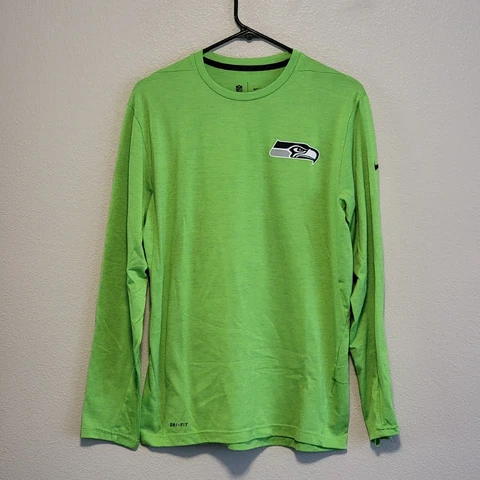 Seattle Seahawks Nike NFL On Field Apparel Dri-Fit Long Sleeve Shirt Mens Medium Cover