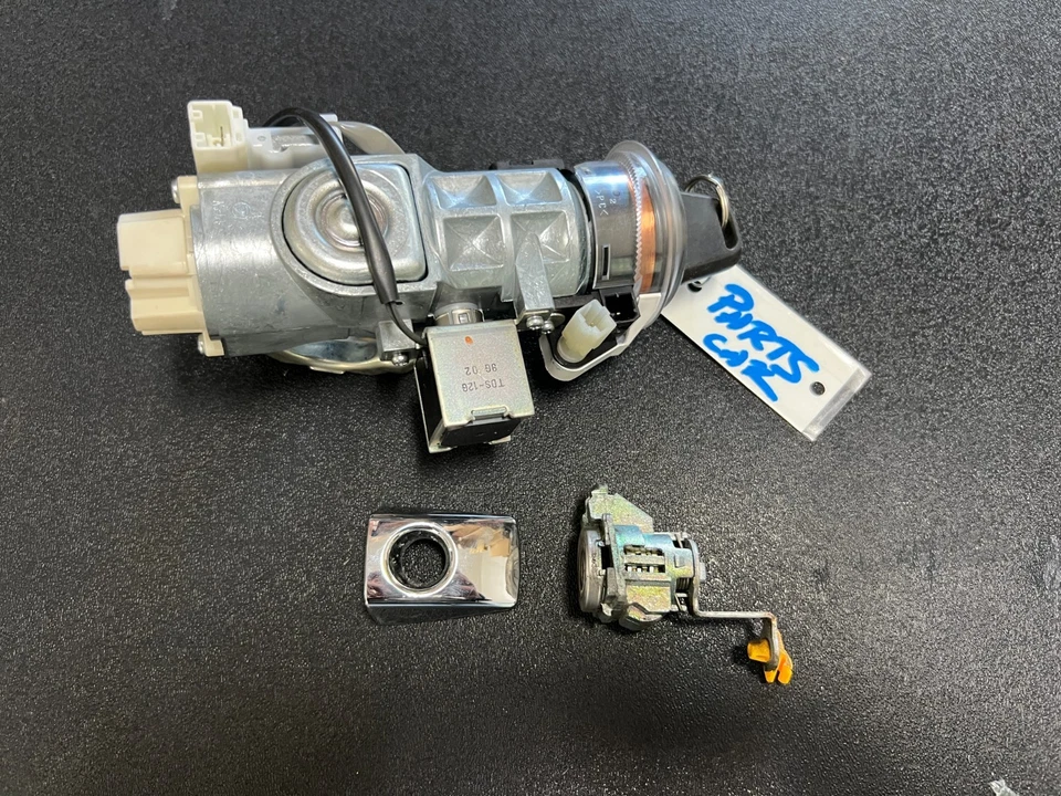 Interruptor de encendido Subaru Forester 2009-2013 bloqueo con llave OEM (para 2013 Forester) Foto 1 de 4