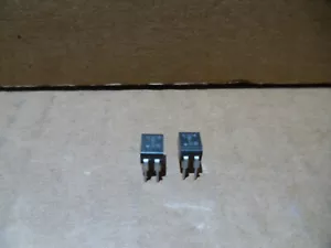 2 x S21ME5 MOC3052 Optotriac 600v - Bild 1 von 6