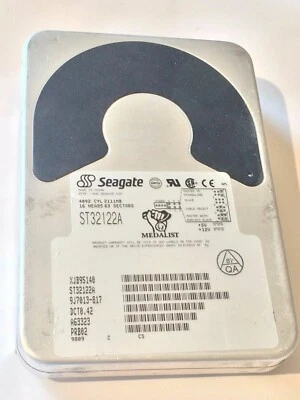 SEAGATE ST32122A 9J7013-817 DCT0.42 IDE HARD DRIVE 2.1GB               aa4aa1f - Image 1 of 2
