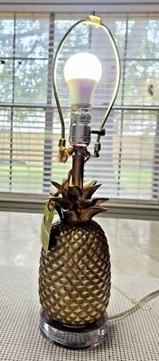 Lámpara de mesa vintage Tommy Bahama aspecto bronce pesado (resina) piña Foto 1 de 4
