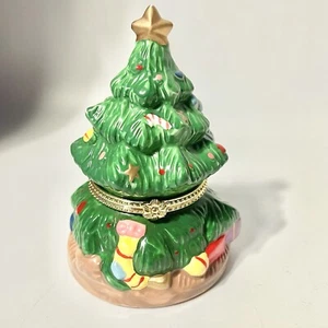 Ceramic Hinged Christmas Tree Trinket Box Hand Painted Gifts & Stockings - Picture 1 of 9