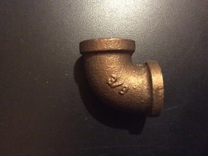 3/8 Brass 90 Elbow Fitting FNPT - Picture 1 of 4