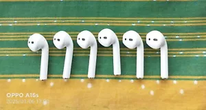 Apple AirPods - 2nd Gen - A2032 Untested For Functionality Right Ear Side Parts. - Picture 1 of 3