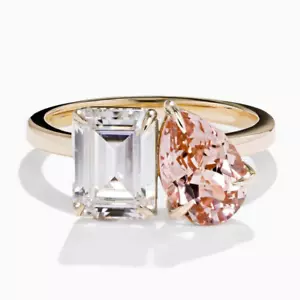 Toi Et Moi Emerald and Pear Lab Grown Diamond Gemstone Ring 14K Yellow gold - Picture 1 of 5