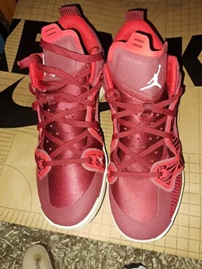 Scarpe basse Nike Air Jordan XXXVII 37 da donna Nike rosse squadra DV9989-601 taglia 12w - Foto 1 di 6