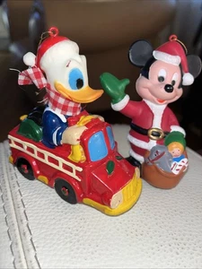 Vintage Walt Disney Weihnachtsschmuck Gummi - Donald Duck Feuerwehrauto & Santa Mickey - Bild 1 von 8